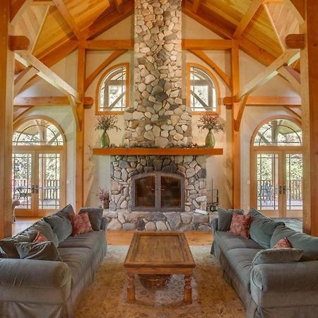 Snowgrass Lodge - River, Mountain Views & Hot Tub Левенуэрт Экстерьер фото