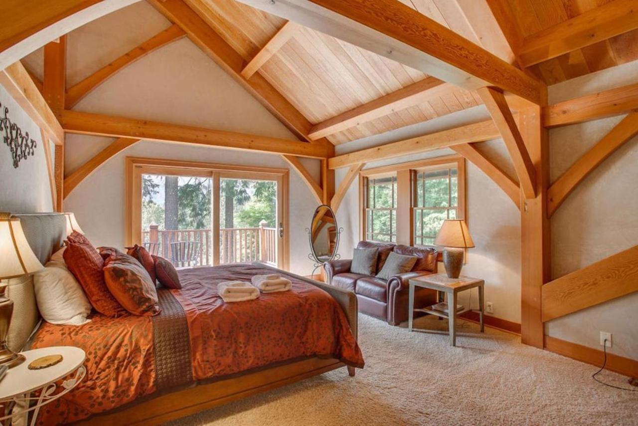 Snowgrass Lodge - River, Mountain Views & Hot Tub Левенуэрт Экстерьер фото